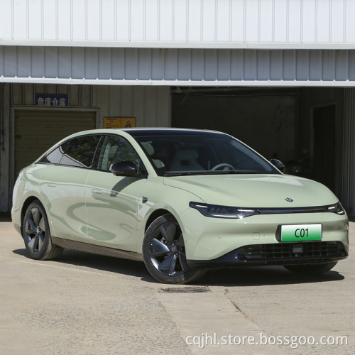 2022 New Car 500KM Two-Wheel Drive Standard Model with Panoramic Sunroof 4-Door 5-Seat Electric Sedan Leapmotor C01